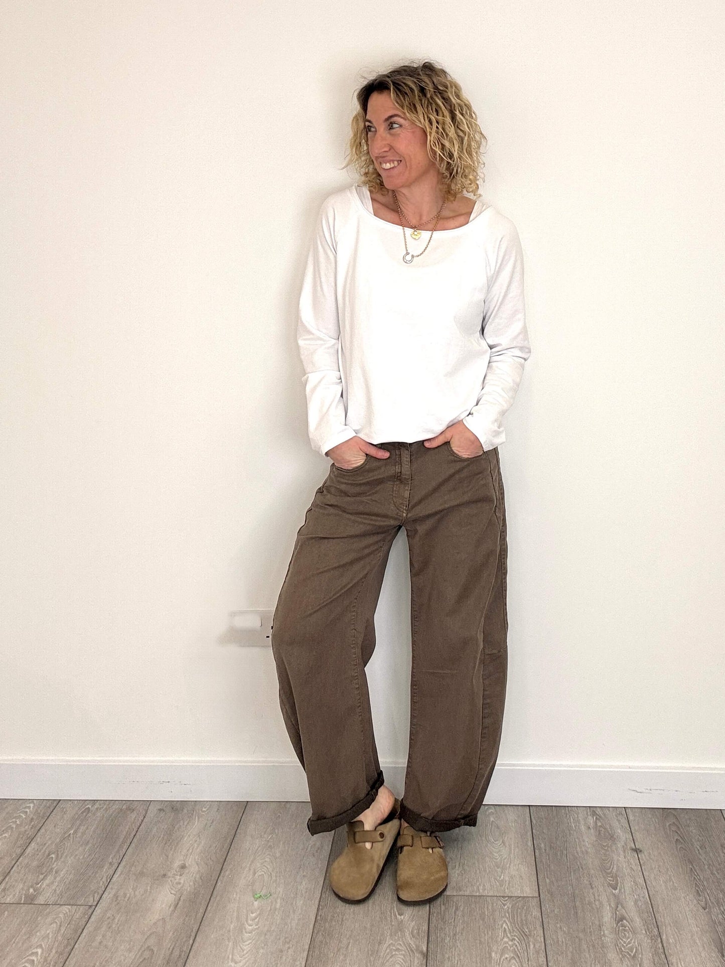 SPRING Carnaby Barrel Jeans |  Mocha (NEW)