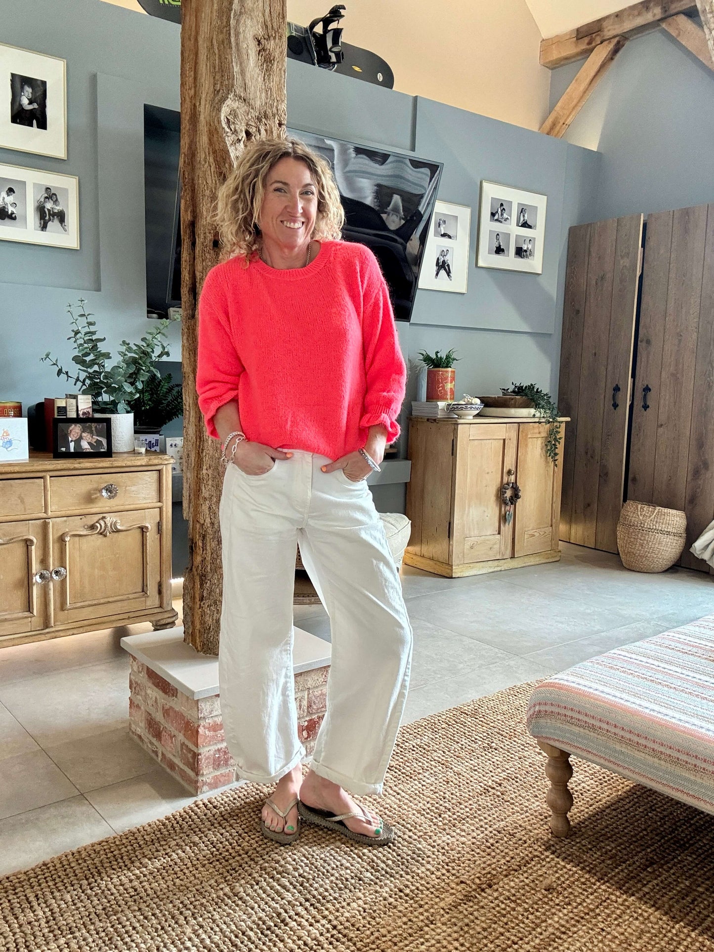 Evie Frill Sleeve Jumper | Neon Coral