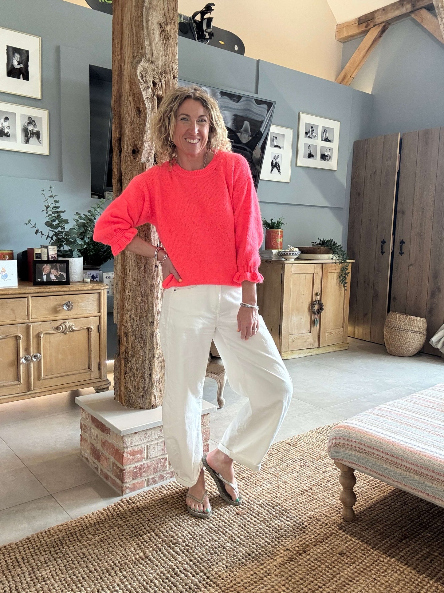 Evie Frill Sleeve Jumper | Neon Coral