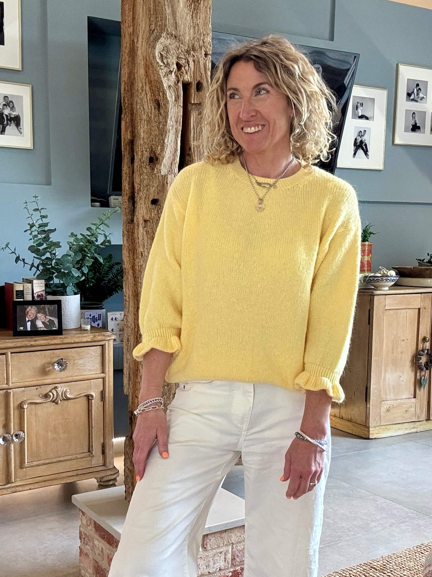 Evie Frill Sleeve Jumper | Vanilla Yellow