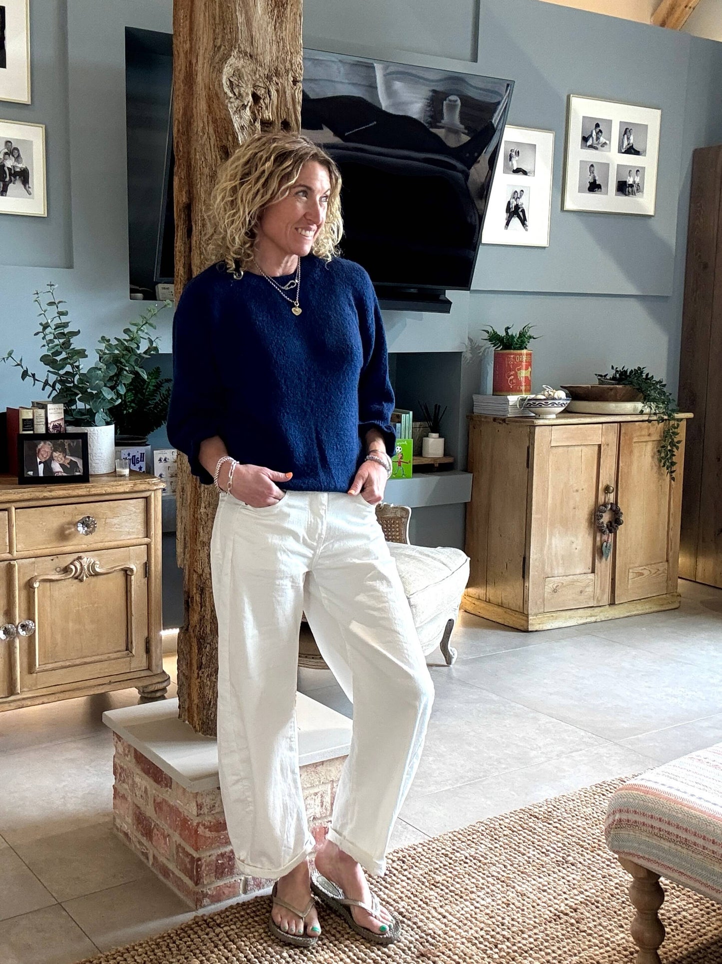 Evie Frill Sleeve Jumper | Navy