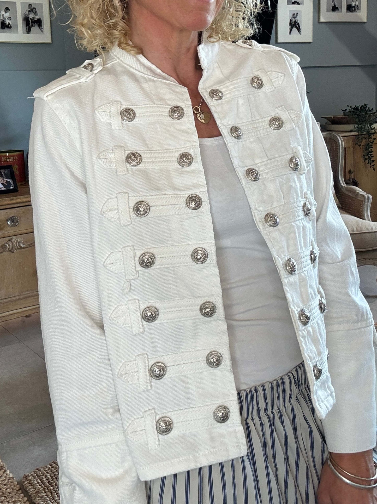 The Regiment Jacket | White