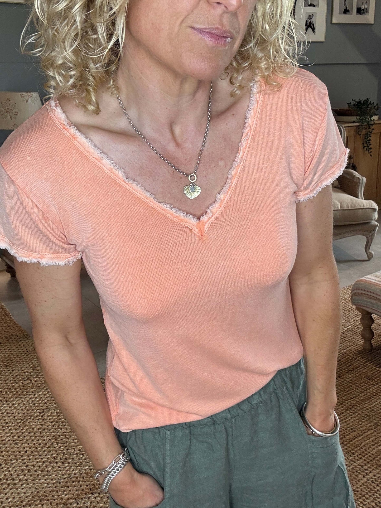 The Drift V-Neck Tee | Vintage Papaya