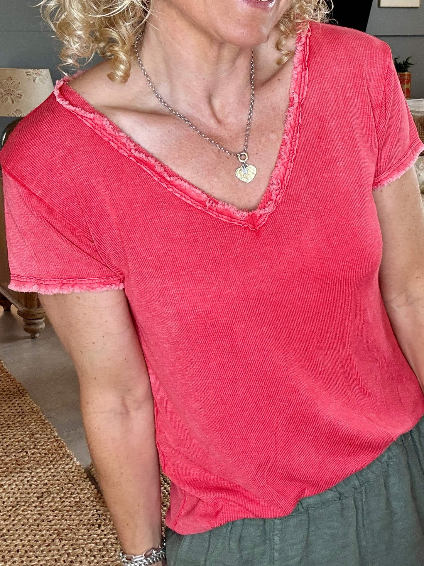 The Drift V-Neck Tee | Crushed Strawberry