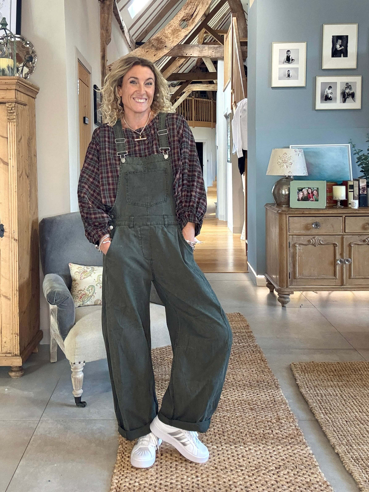 Carnaby Barrel Dungarees | Khaki