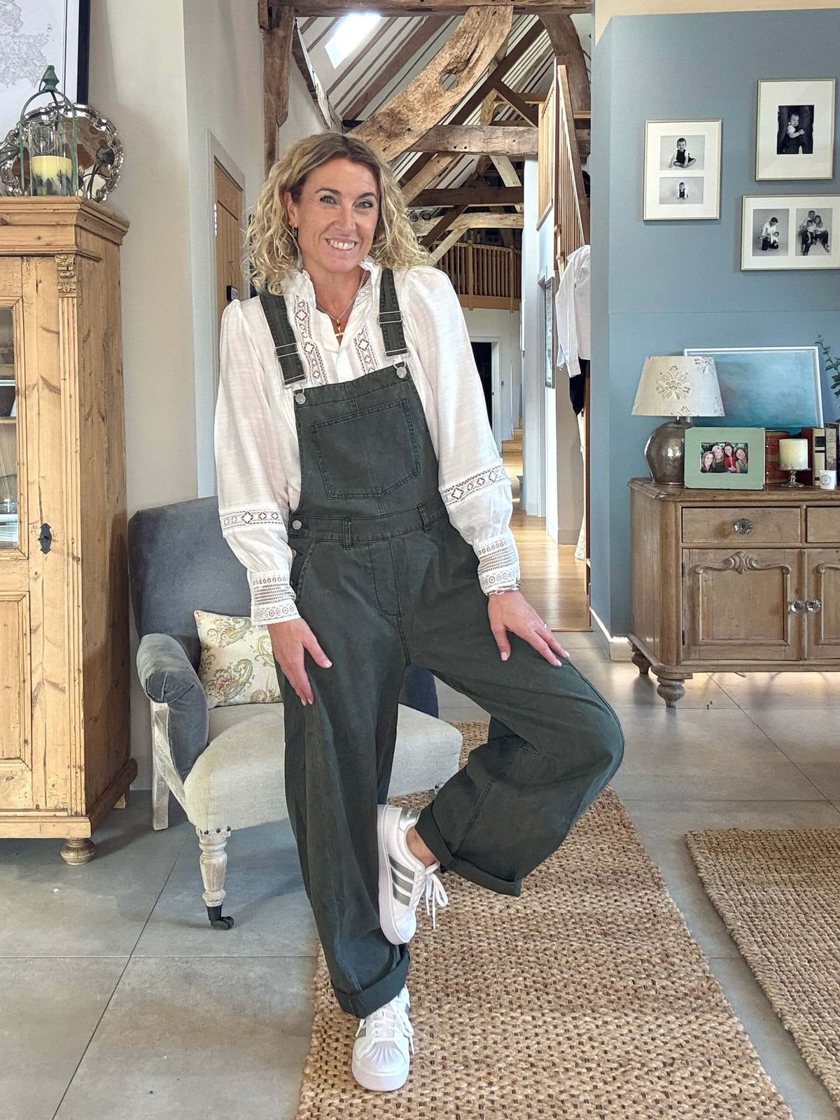 Carnaby Barrel Dungarees | Khaki