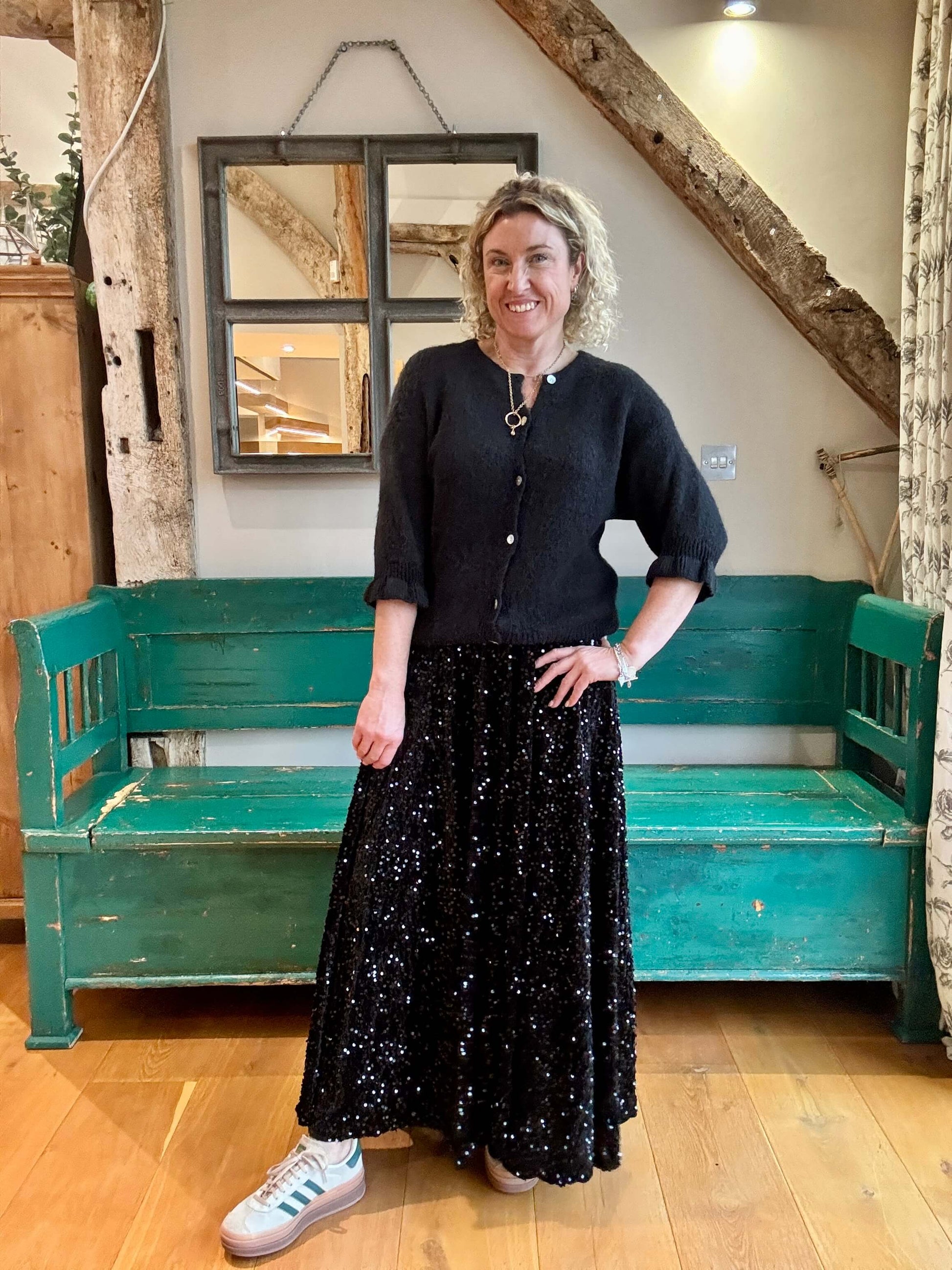 Lopez Velvet Sequin Maxi Skirt Black – LOVED by Da