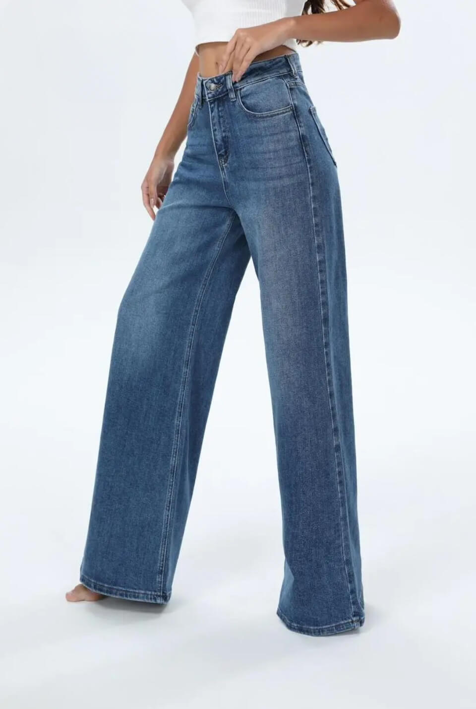 Manhattan Relaxed Wide Leg Jeans