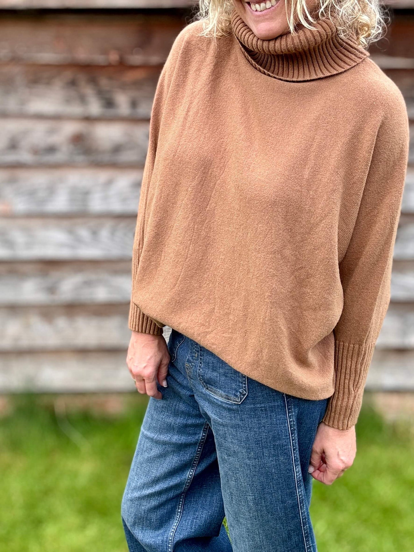 Arabella Roll Neck | Caramel